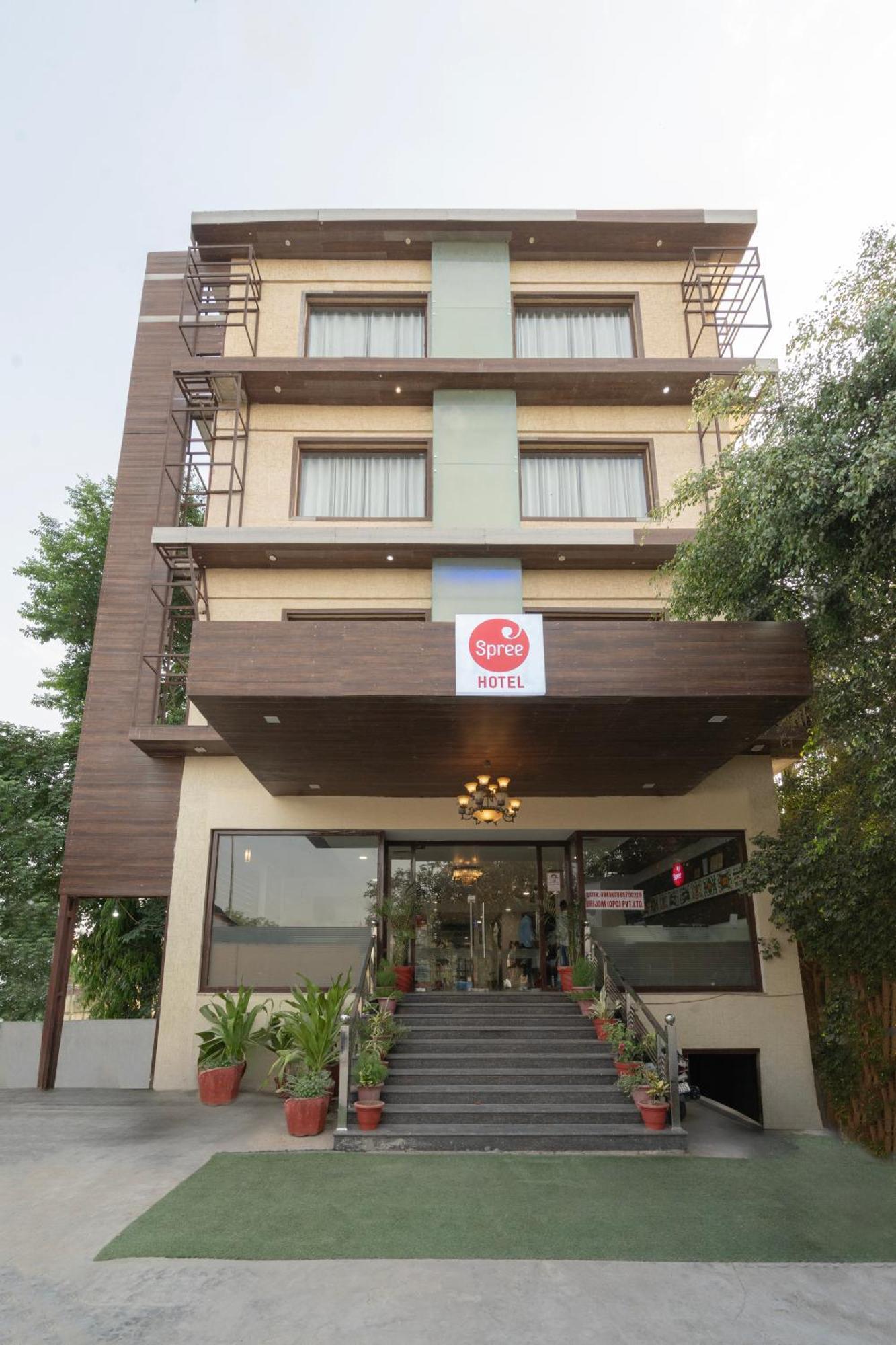 Spree Hotel Agra - Walking Distance To Tajmahal Kültér fotó