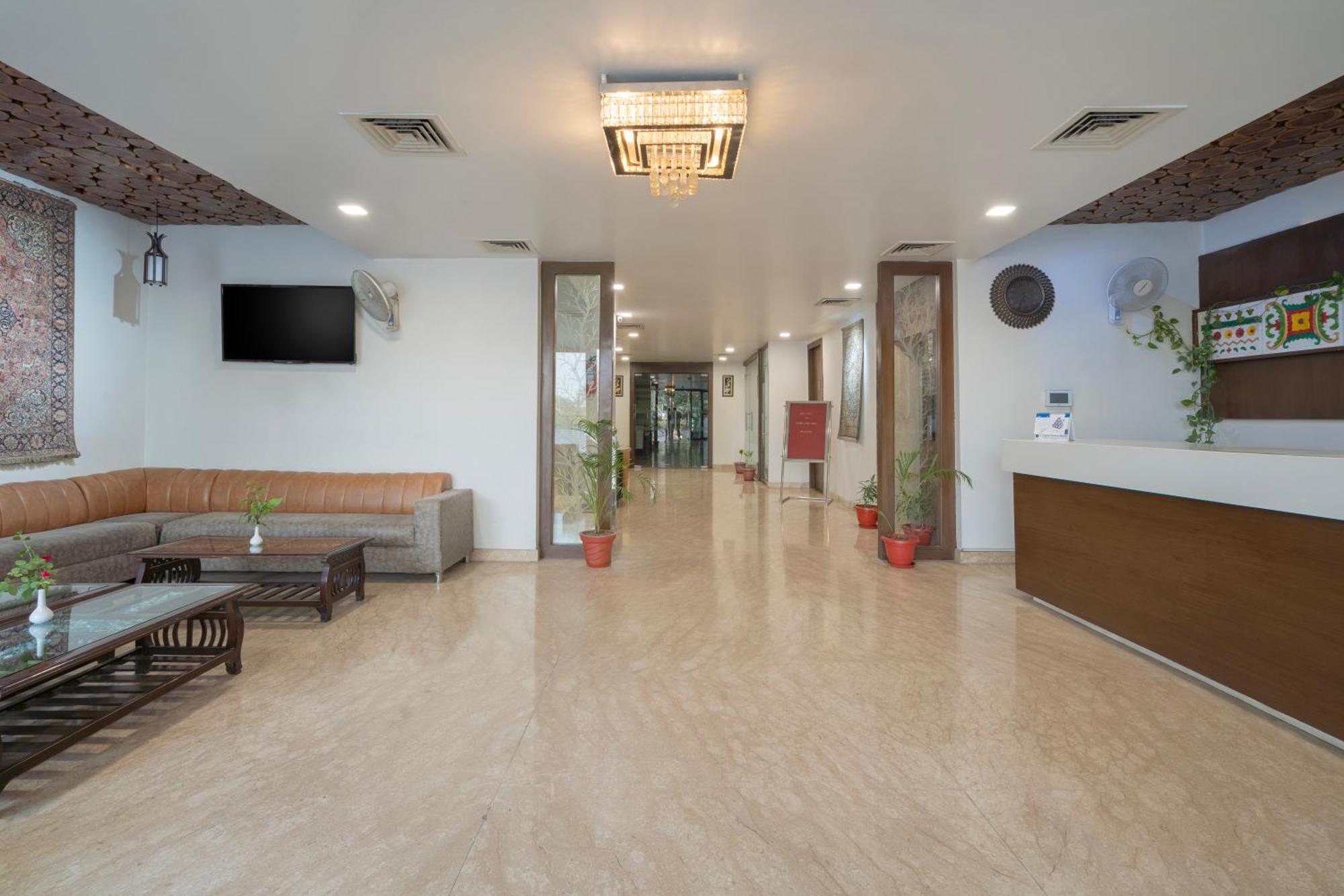 Spree Hotel Agra - Walking Distance To Tajmahal Kültér fotó