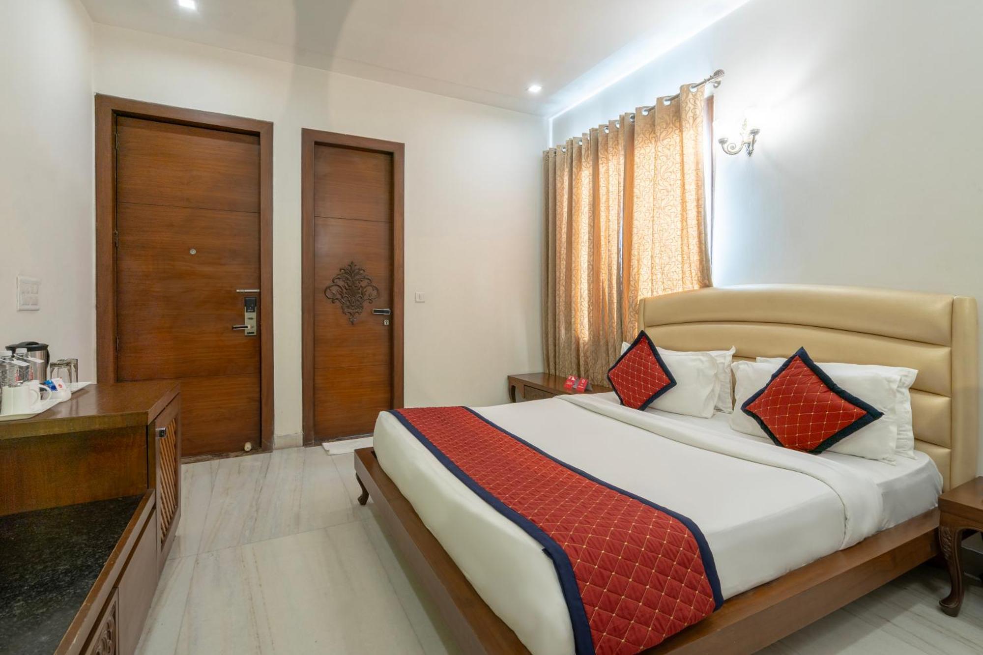 Spree Hotel Agra - Walking Distance To Tajmahal Kültér fotó