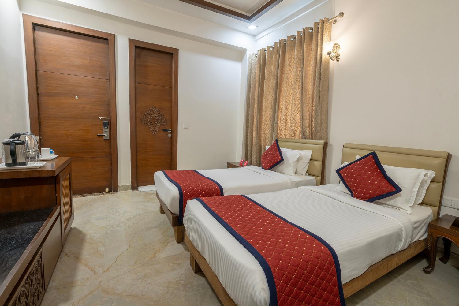 Spree Hotel Agra - Walking Distance To Tajmahal Kültér fotó