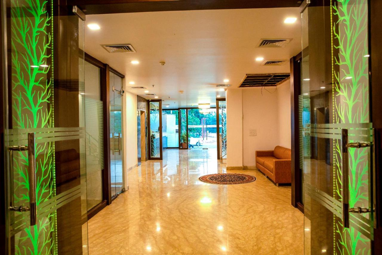 Spree Hotel Agra - Walking Distance To Tajmahal Kültér fotó